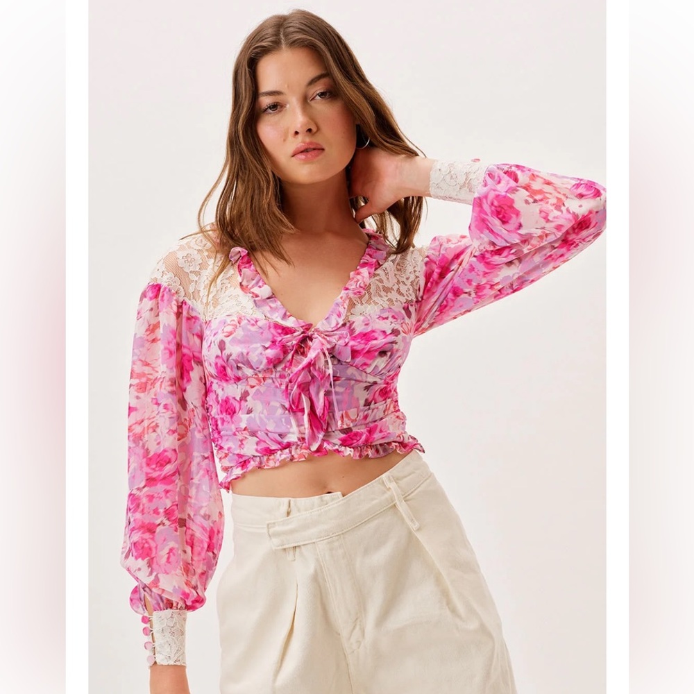 NWT For Love & Lemons LARA CROP TOP size small